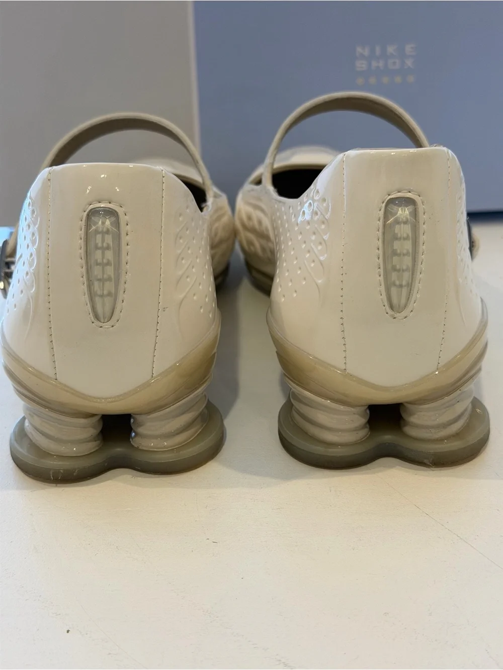 Nike Shox Z Calistra Pale Ivory Oatmeal Women’s size 10.5